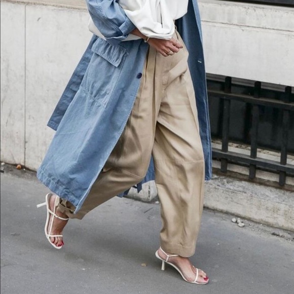 Meet your Posher, Sara - Picture 1 of 1